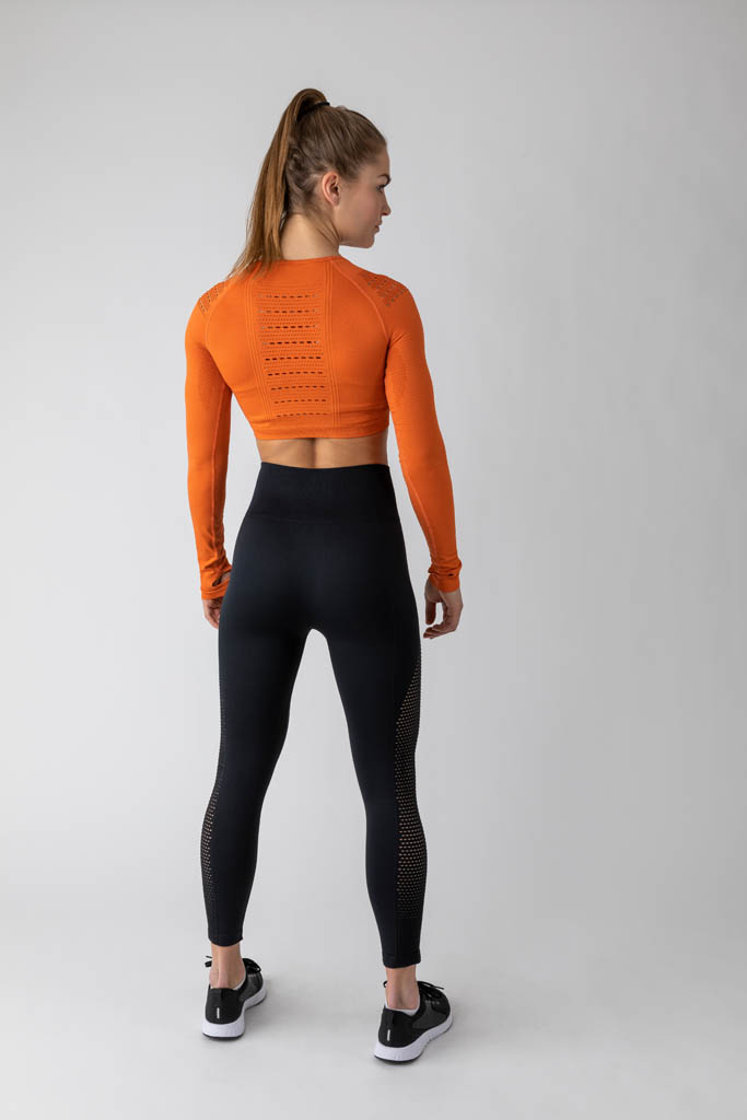 Throne are experts at seamless apparel