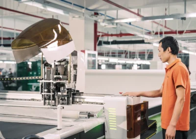 Automatic cutting machine at Throne