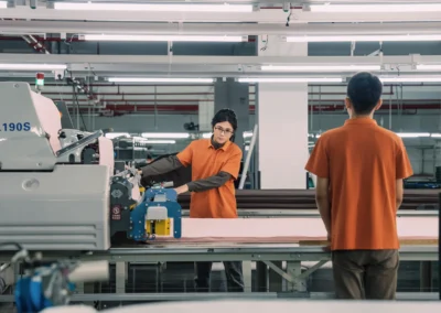 Automatic fabric spreading machine at Throne